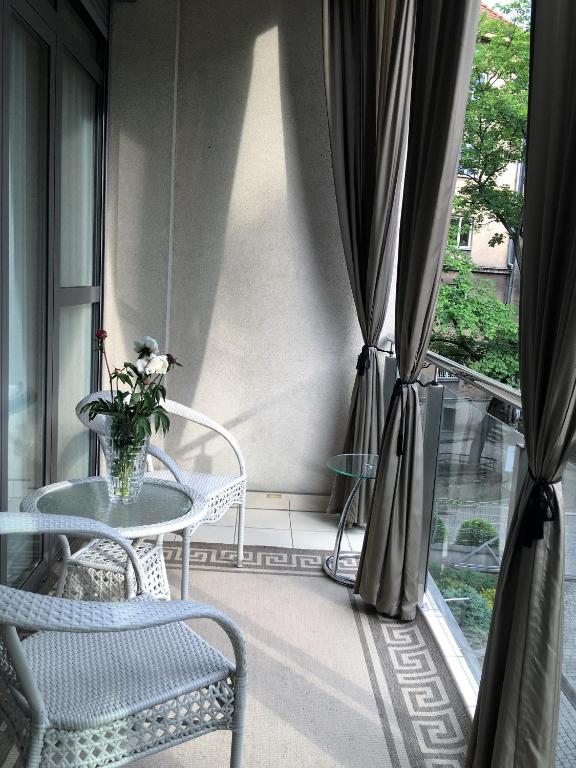 MONDRIAN Luxury Suites & Apartments Krakow Old Town photo