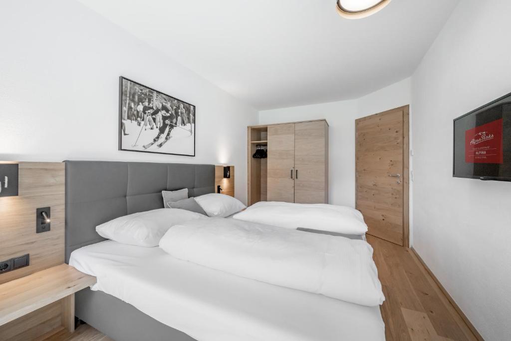 AlpenParks Chalet & Apartment Alpina Seefeld photo