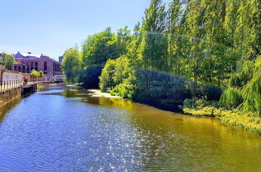 Cocoa River - two bed two bath with allocated parking 전경