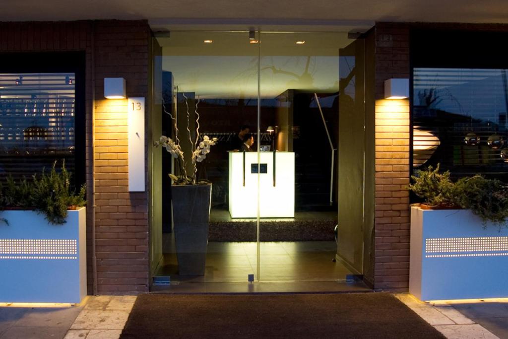 Hotel Salus — Hotel in Pescara