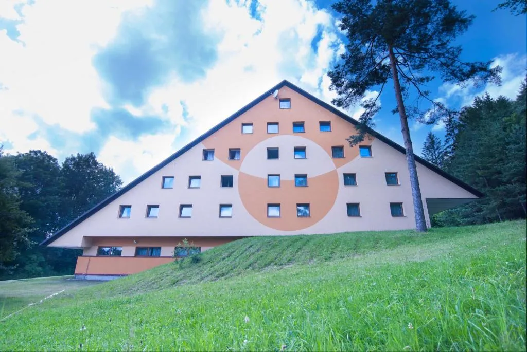 HOTEL SVRATKA, hotel in Svratka