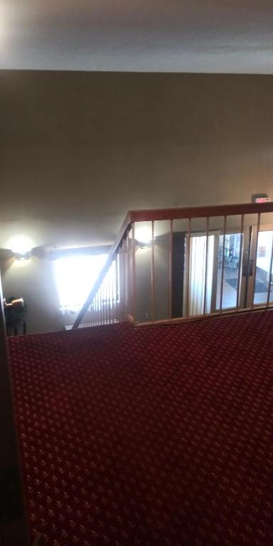 Guest Lodge Motel photo