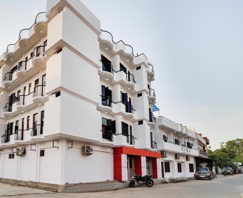 Hotel Aryan photo