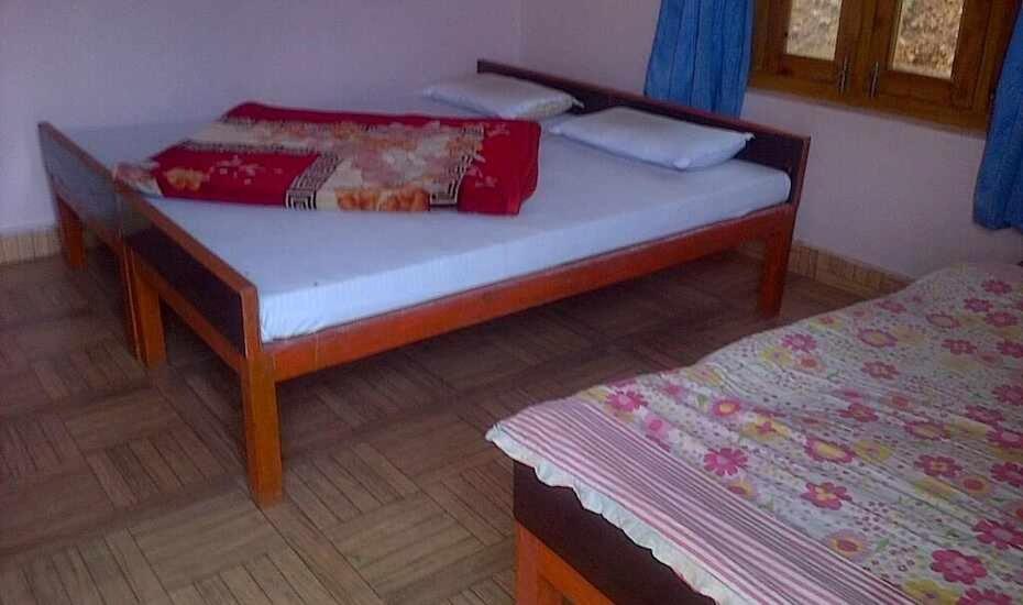 Hotel Everest photo