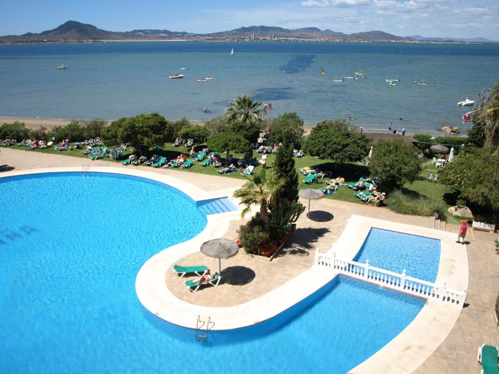 Hotel Izán Cavanna - 2