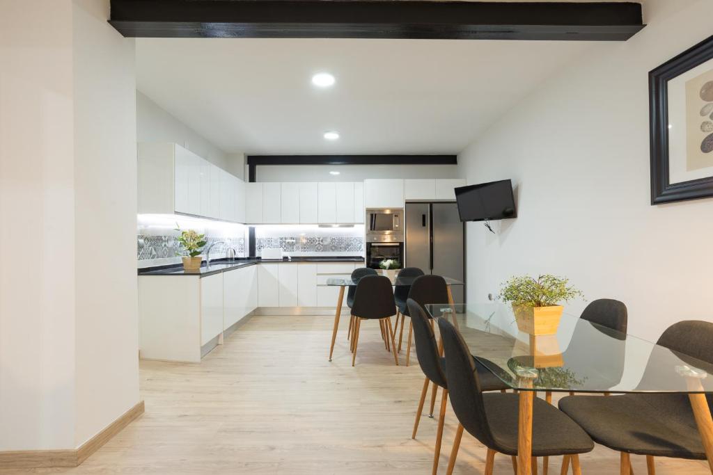 Duplex Cienfuegos II & old town by ELE Apartments - 4