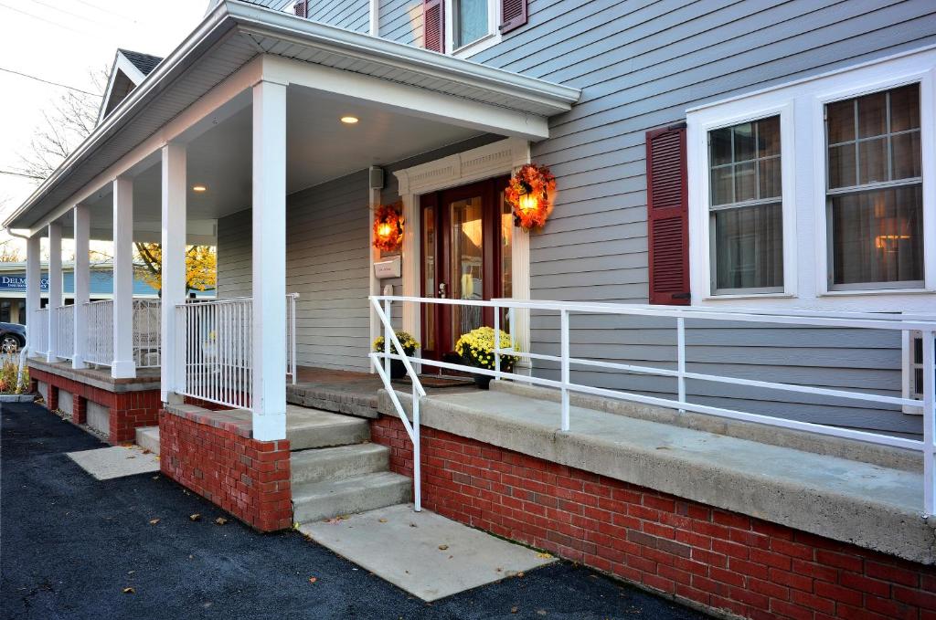 Skaneateles Suites Boutique Hotel photo