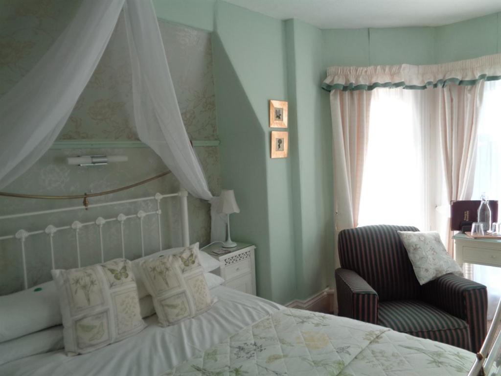 The Broadfield Hotel