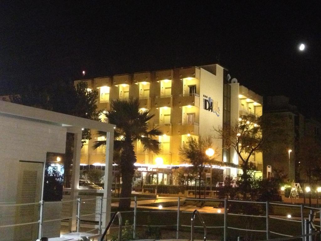 Hotel Ida — Obiekt in Rimini, Emilia-Romania