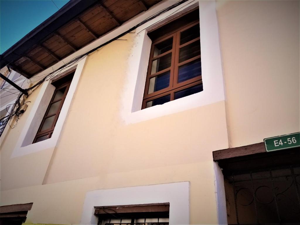 Estudio Ger renewed cozy loft in Old town Quito - 2