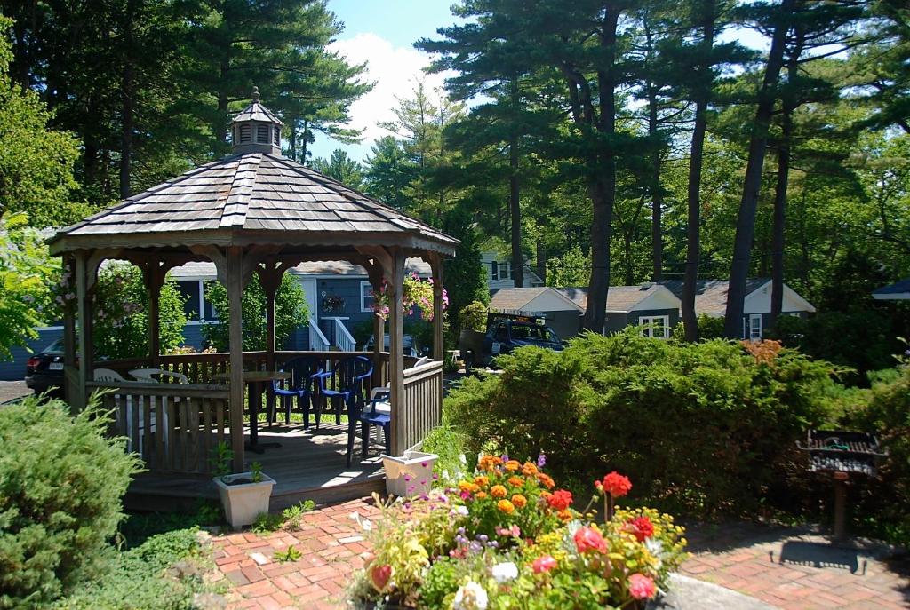 Kittery Inn & Suites photo