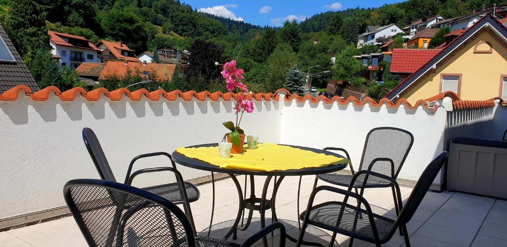 Apartmenthaus "Zum Lowen" Heidelberg - Ziegelhausen photo