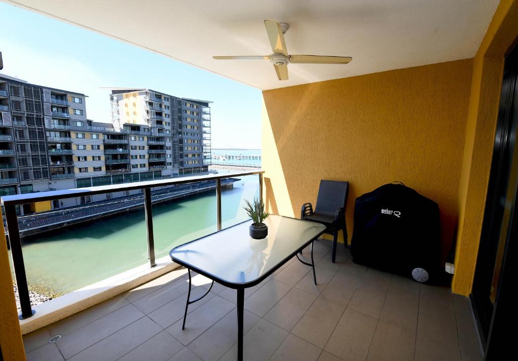 WATERFRONT DARWIN TROPICAL DELIGHT photo