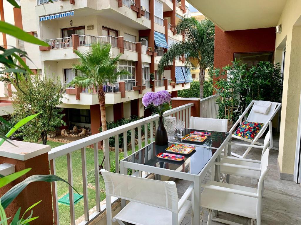 Neptuno Beachfront Apartments photo