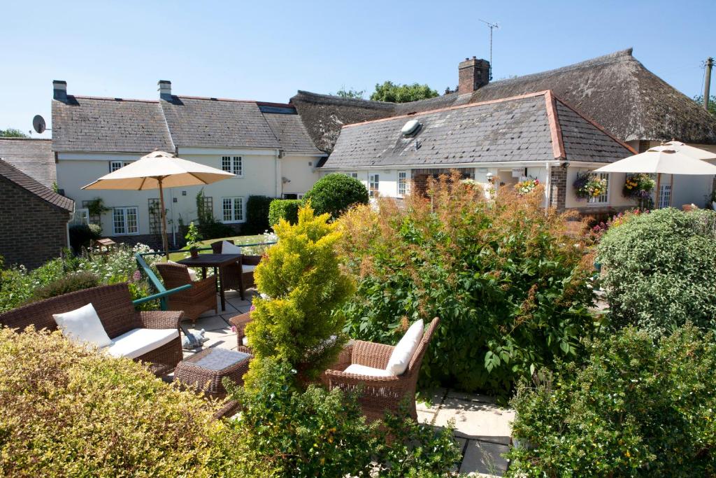 Yalbury Cottage photo 5