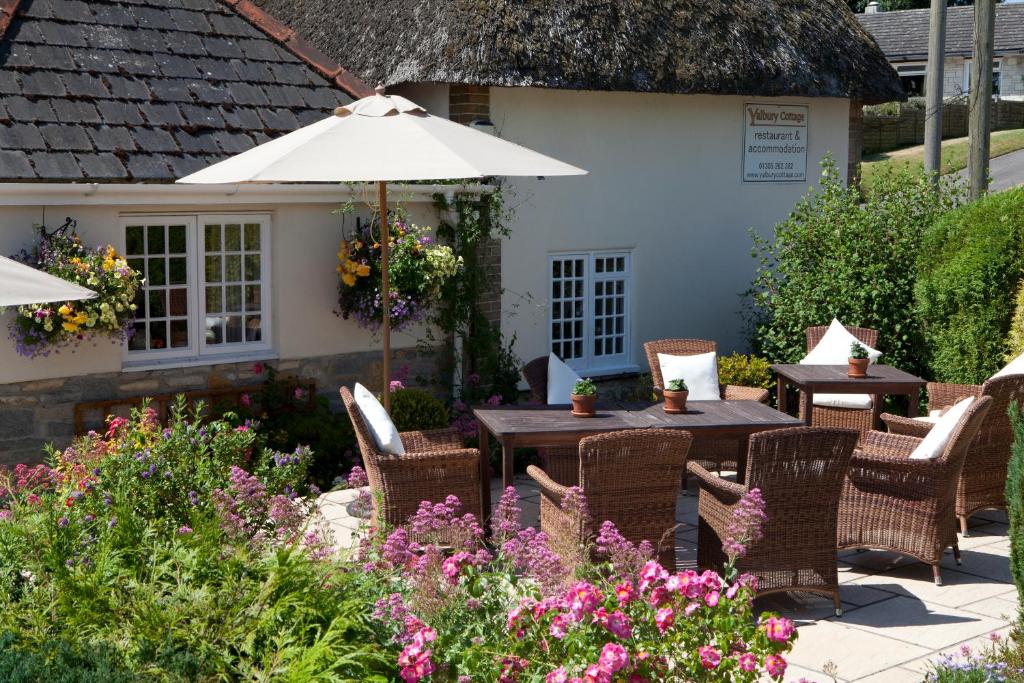 Yalbury Cottage photo 6