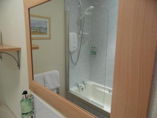 Cairn Hotel photo