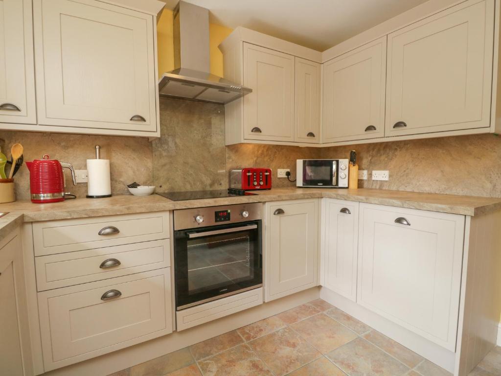 Anvil Cottage, Near Sawrey photo 3