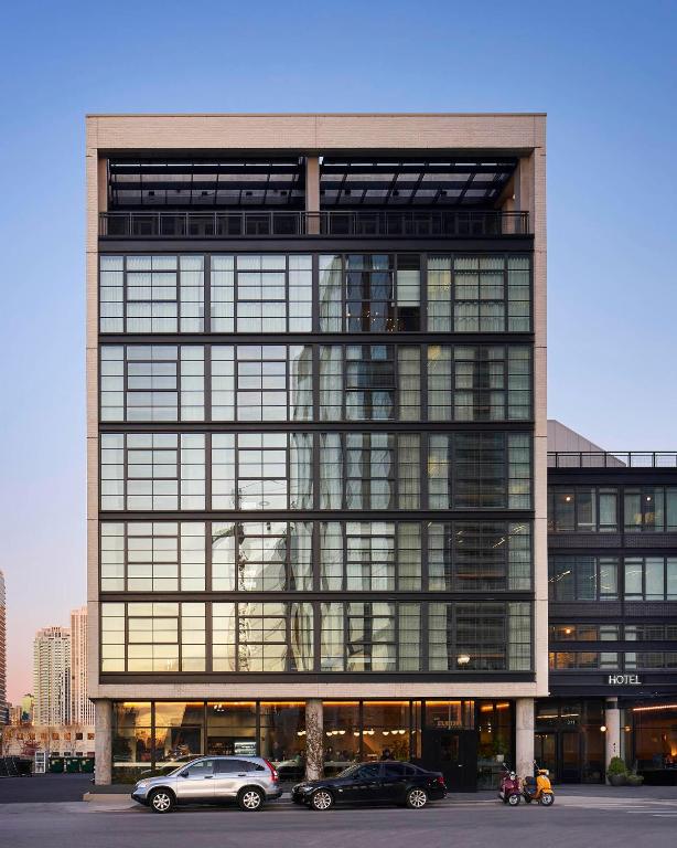 The Emily Hotel Chicago Lobby