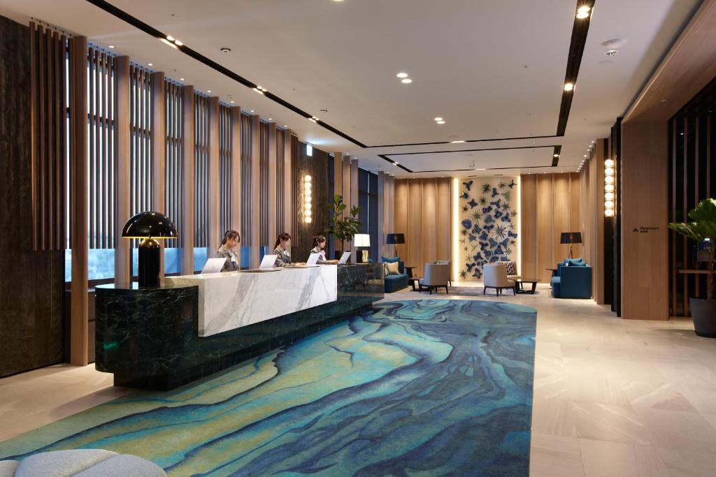 和逸飯店‧桃園館 (COZZI Blu)