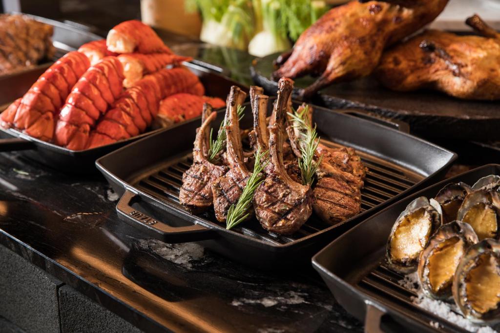 อาหารและเครื่องดื่ม