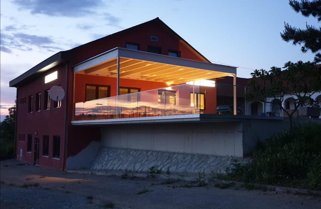 Gasthof Sonnenterrasse - Self-Check-in, Litzelsdorf