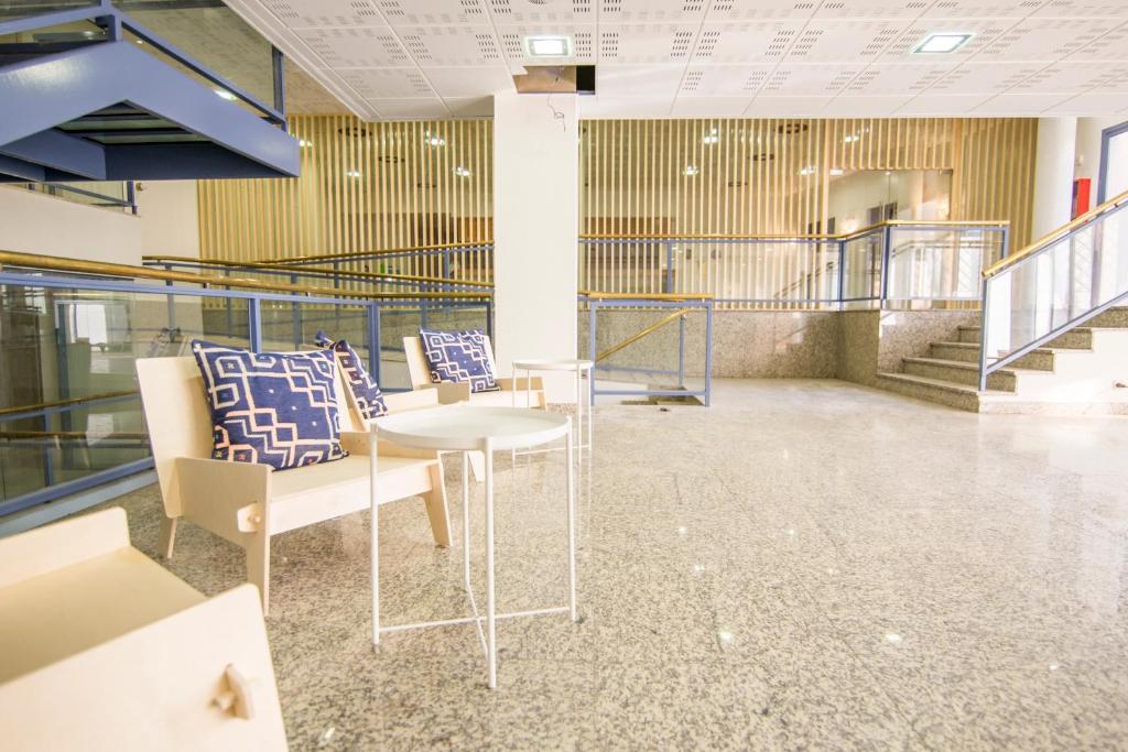 Apartamentos Plaza de Santiago - Estudios Turisticos - 1 LLAVE photo