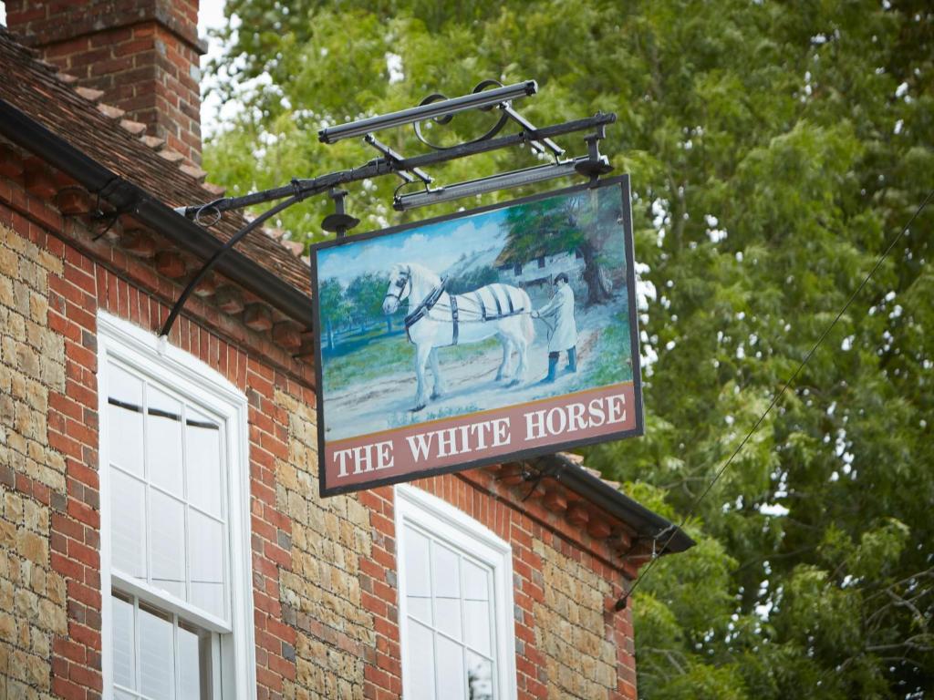 The White Horse Inn photo