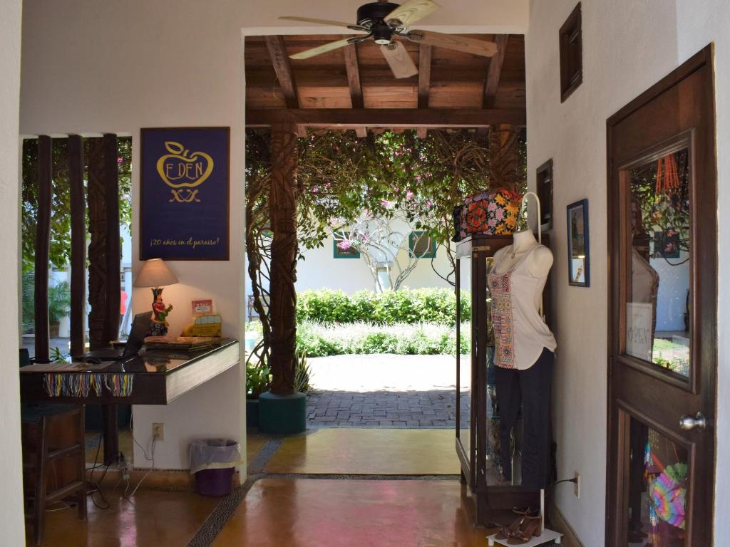 Hacienda Eden photo