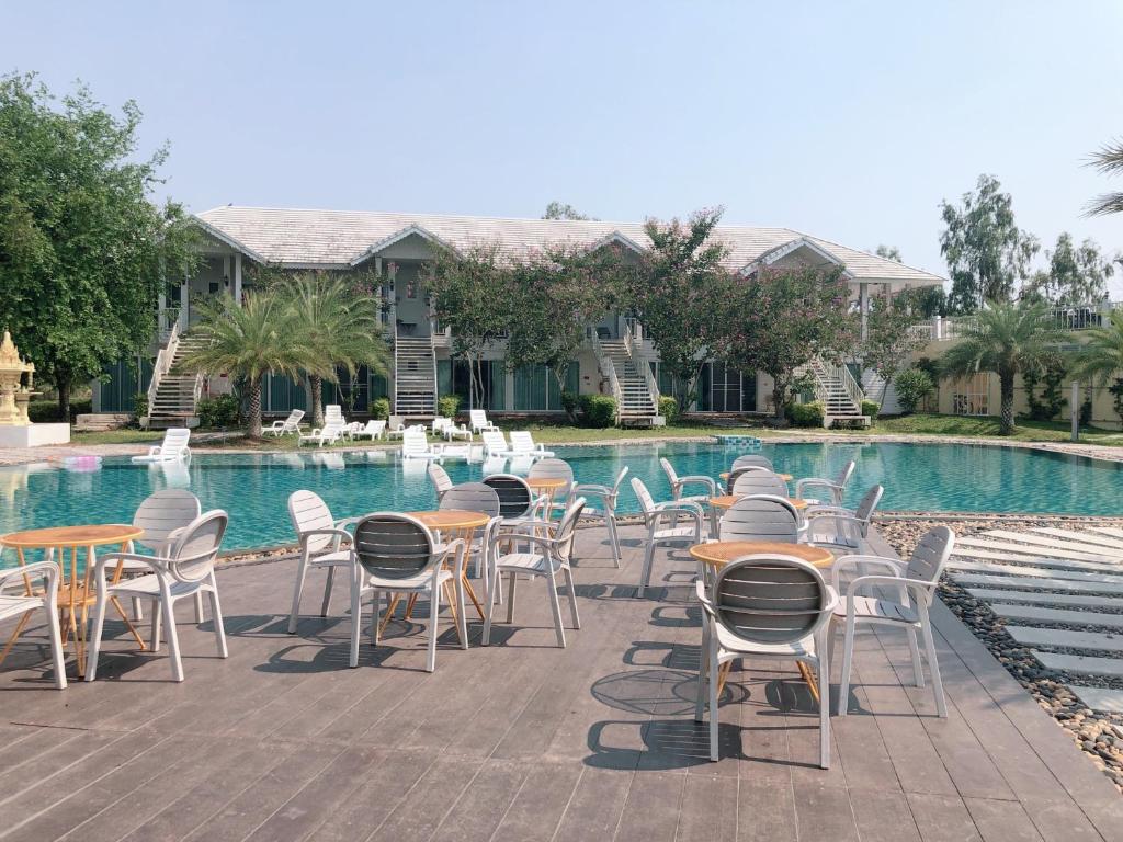 Greenway Pool Villa Huahin