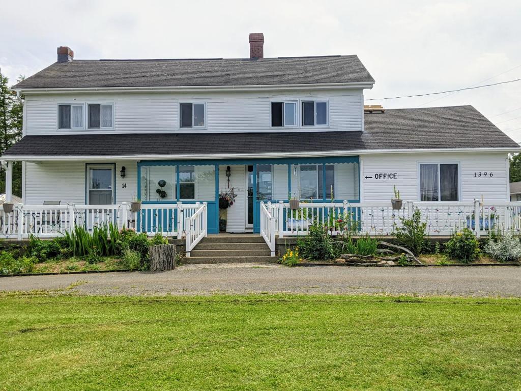 Jacques Cartier Motel photo
