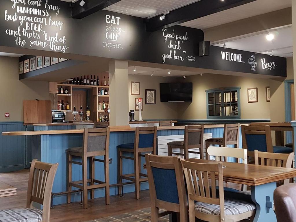 The Bowes Hotel ラウンジ