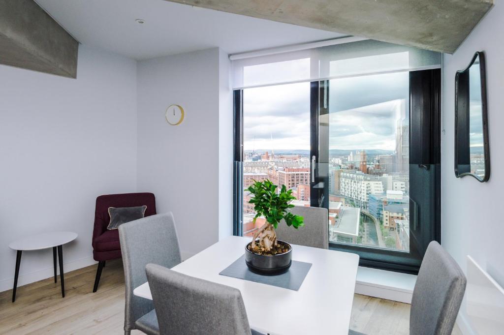 Hilltop Serviced Apartments - Deansgate 전경