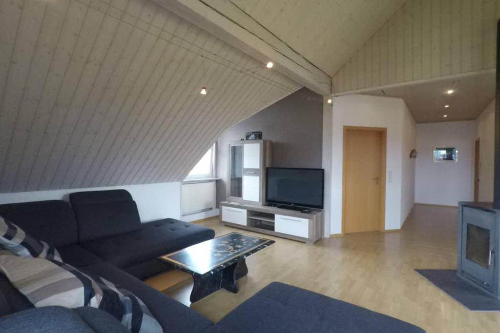 Ferienwohnung Leutkirch offen hell hoch schöne Aussicht - 3