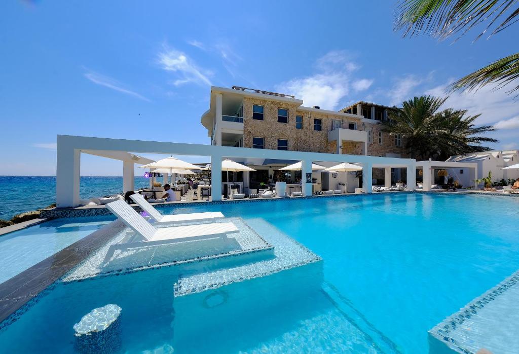 Saint Tropez Boutique Hotel 전경