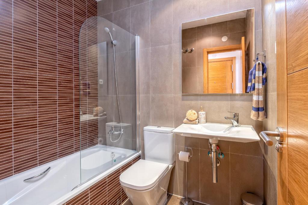 Homely Malaga Cristo Deluxe photo