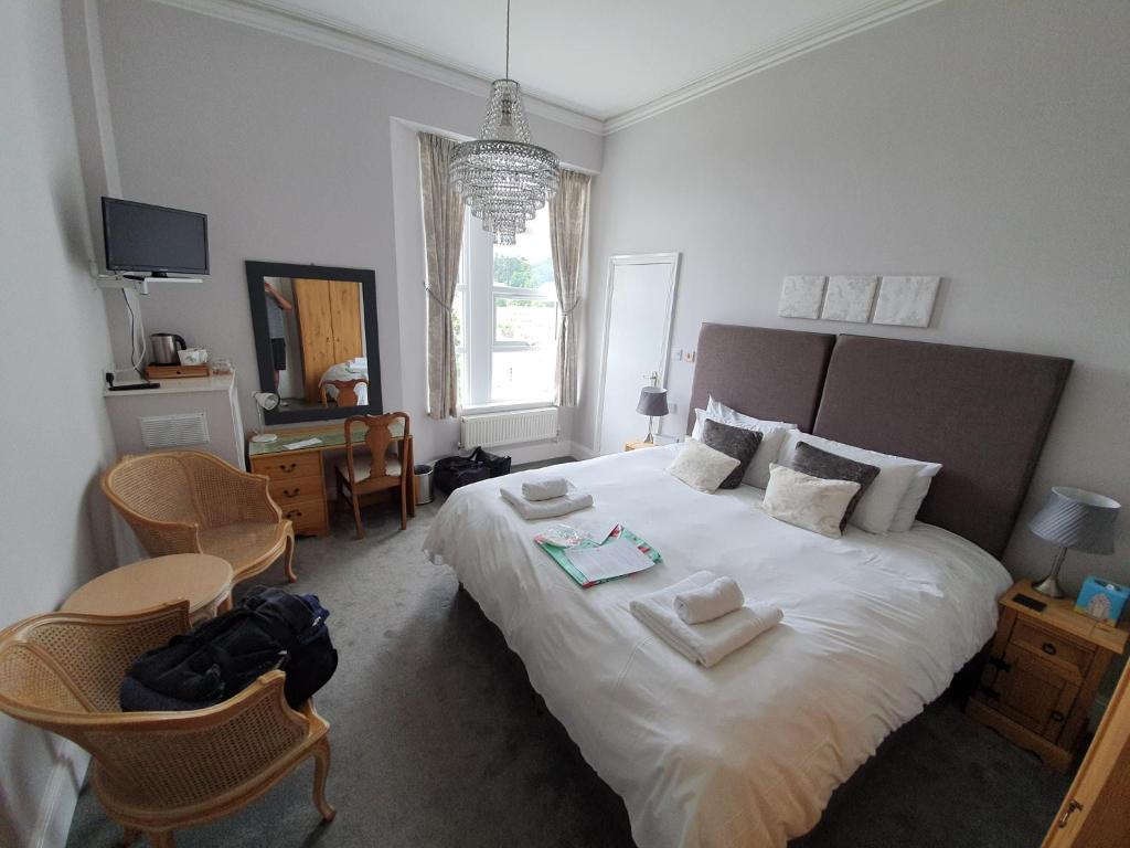 Photo 8 of Heathcliff House B&B Exclusively for Adults Free large carpark