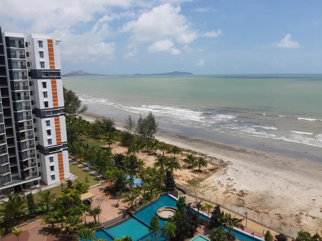 OmbakTimurbay Seafront Residence — Hotel in Kuantan