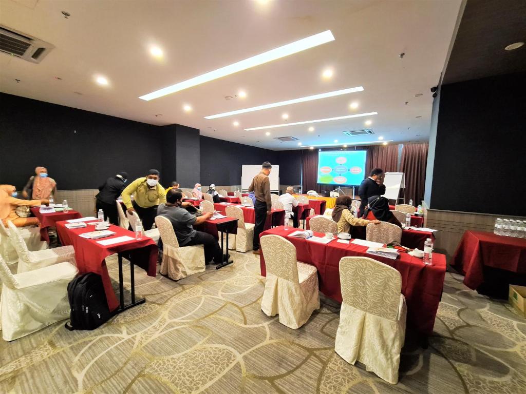 Banquet hall