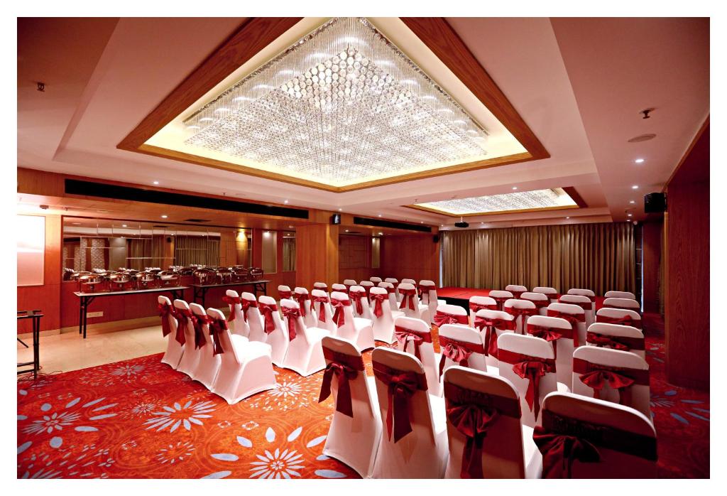 Highly rated by business travelers