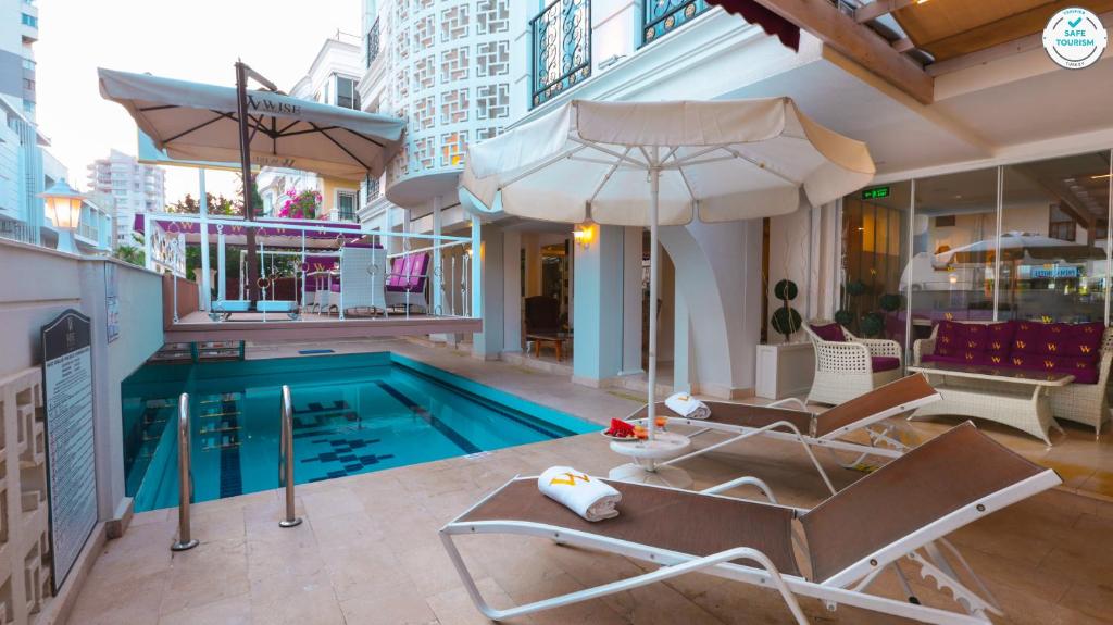 Wise Hotel & Spa - Adults Only photo
