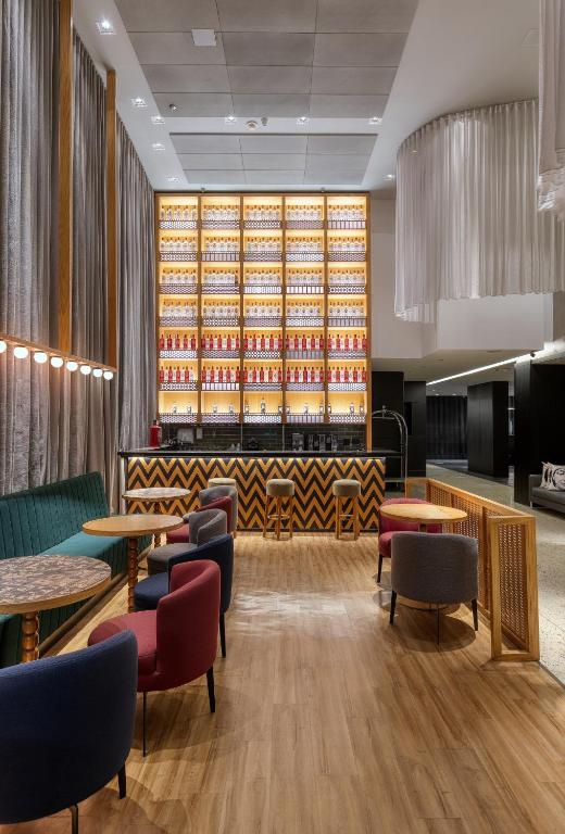 Bar/lounge