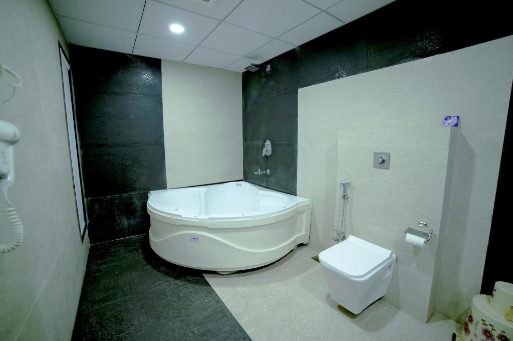 HOTEL GREENLAND photo