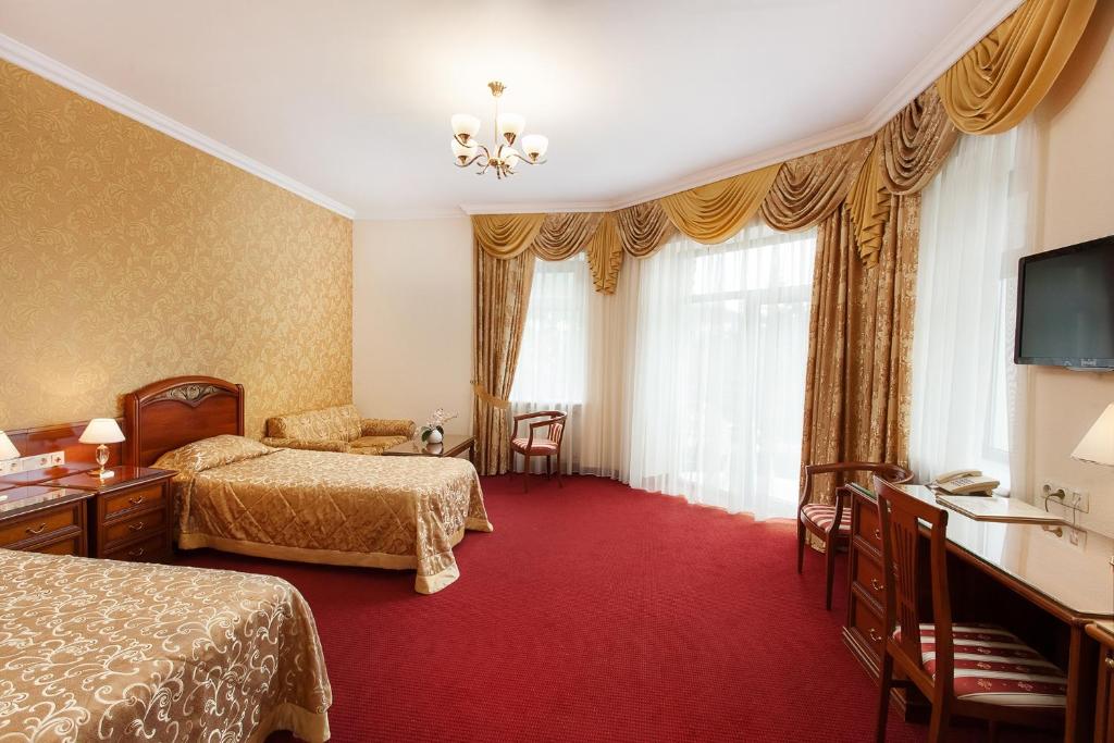 Studio with Balcony - Medical Treatment