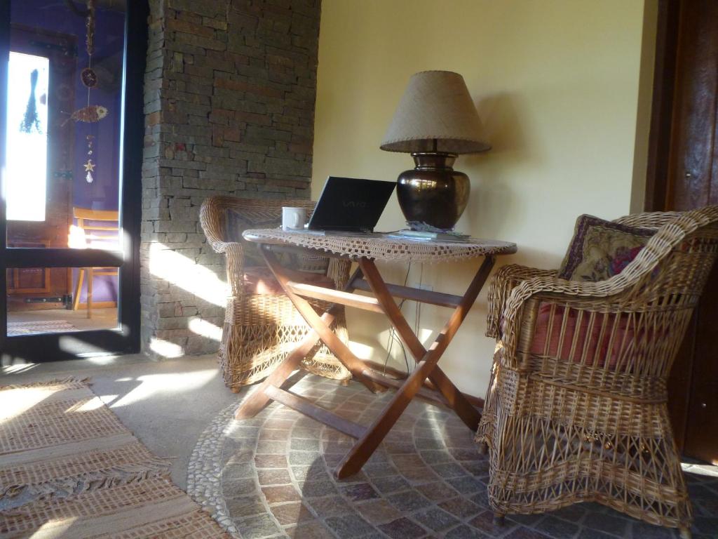 Shared lounge/TV area