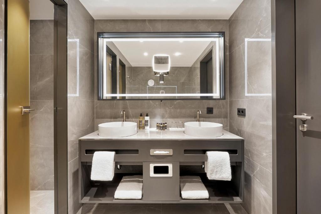Hyperion Hotel Leipzig photo