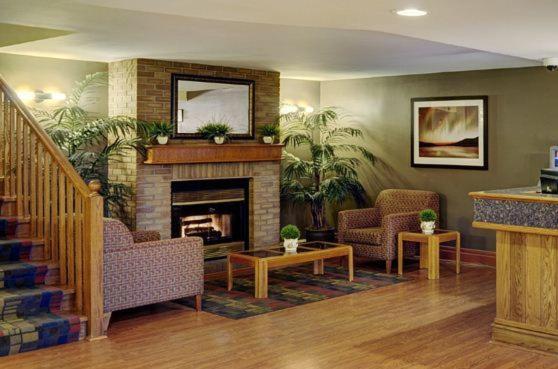 Thompson's Best Value Inn & Suites photo