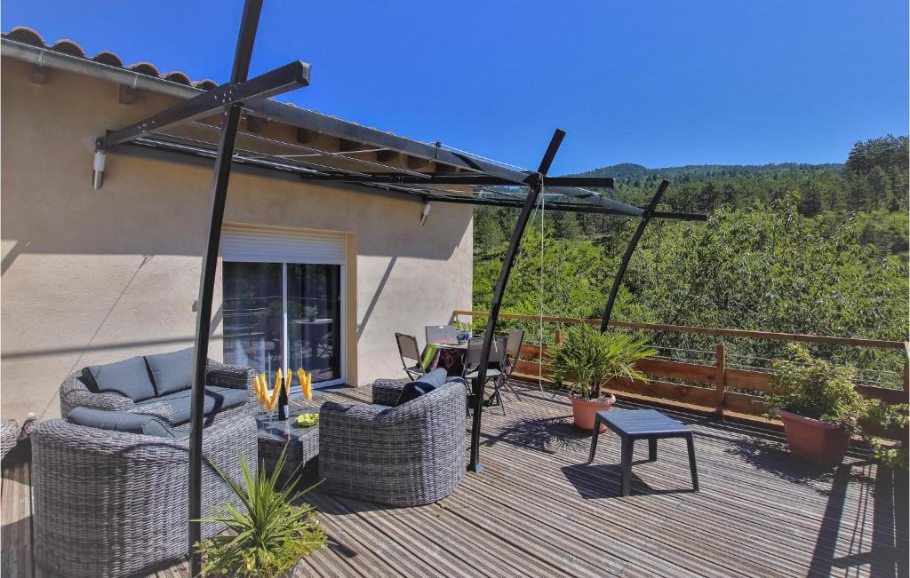 Awesome home in Espenel with 1 Bedrooms and WiFi