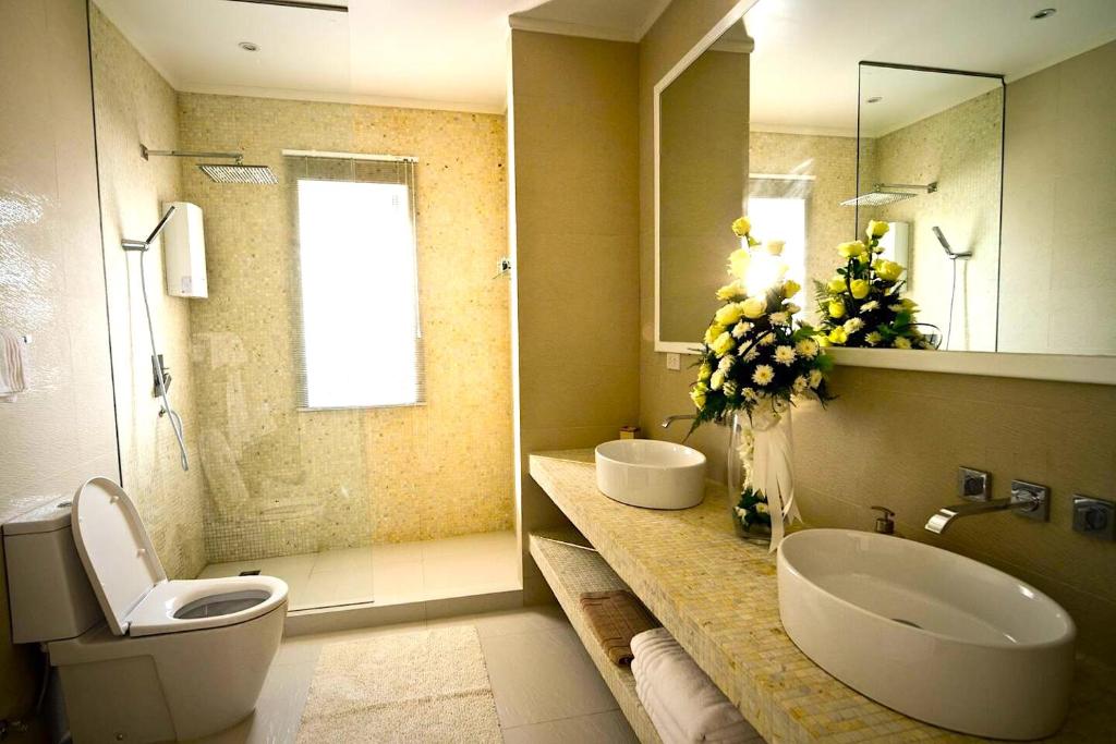Koh Chang Beach Front 5 Bedroom Villa photo