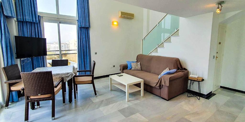 Skol 715. Spectacular Corner Duplex Apartment in Marbella - 3